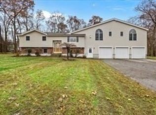 50 North St, Andover, MA 01810