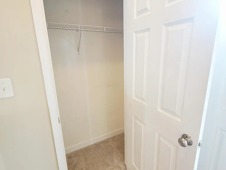 8327 Glenwood Springs Ct — Photo 4