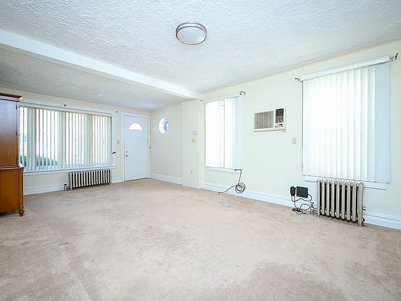 4th image of 1250 80th St