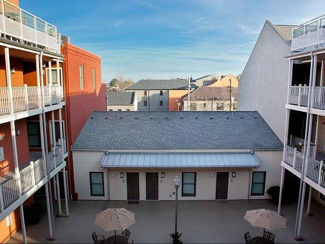 Aloysius Apartments — Photo 19