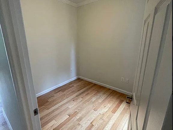 2nd image of 237 Henry St APT 5B