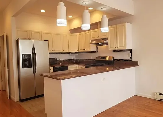 Rented by Oxford Property Group | media 10