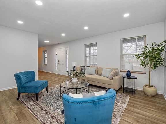 3rd image of 6252 Bradford Meadow Cir