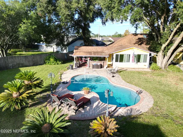 13210 JOEANDY Road N, Jacksonville, FL 32225