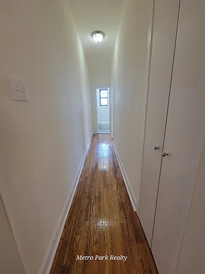 Rented by Metro Park Realty Inc | media 4