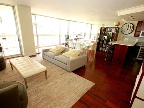 5th image of 1998 Broadway St #1106
