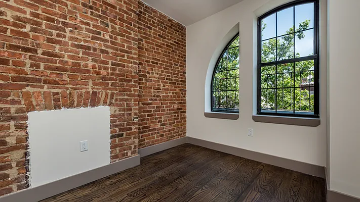 Rented by Nooklyn NYC LLC | media 1