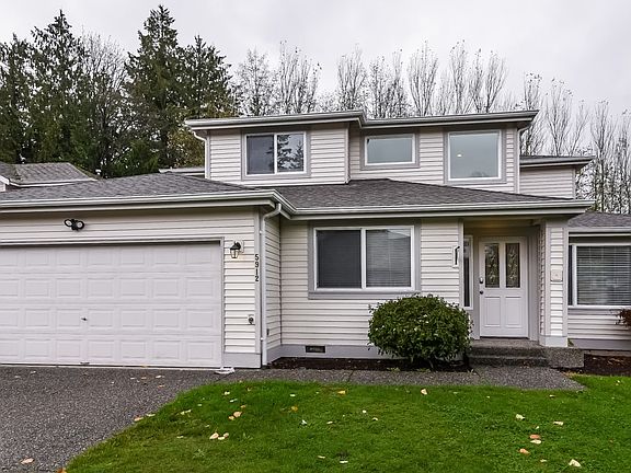 3rd image of 5912 70th Ave NE