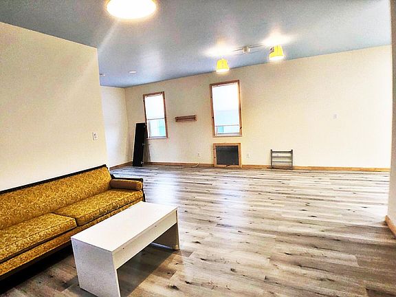 5th image of 918 82nd St #2B
