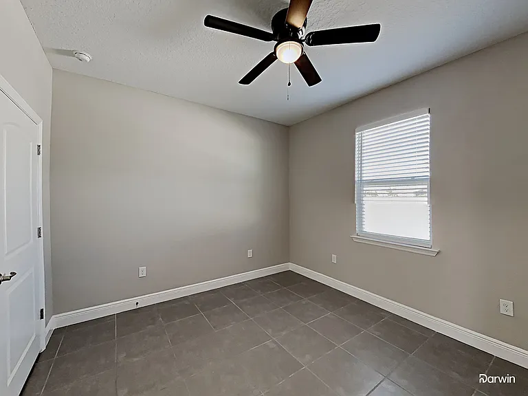 309 Fern Ct — Photo 21