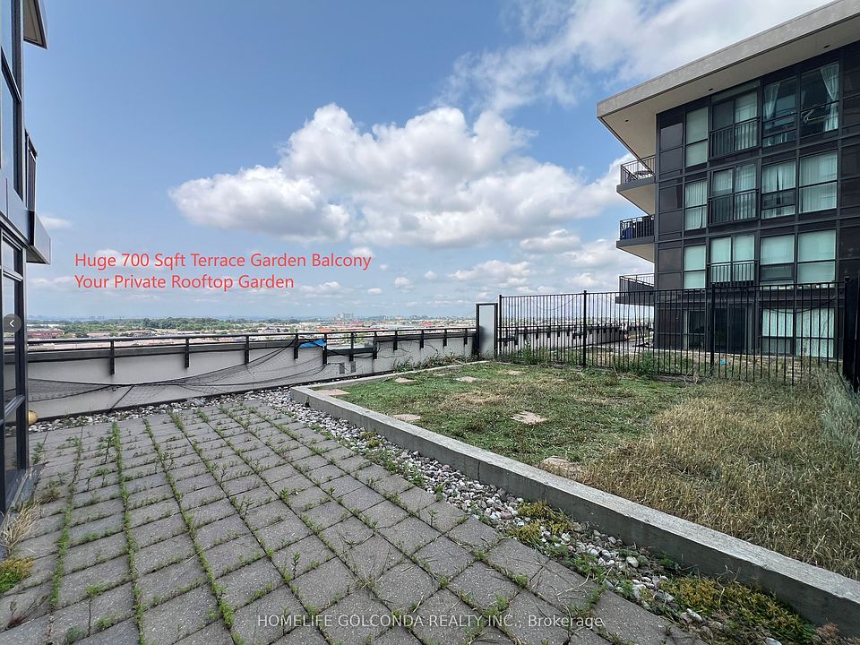 1st image of 830 Lawrence Ave W #902