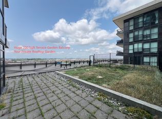 830 Lawrence Ave W #902, Toronto, ON M6A 0B6