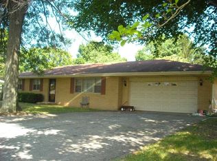 13306 7th Rd, Plymouth, IN 46563