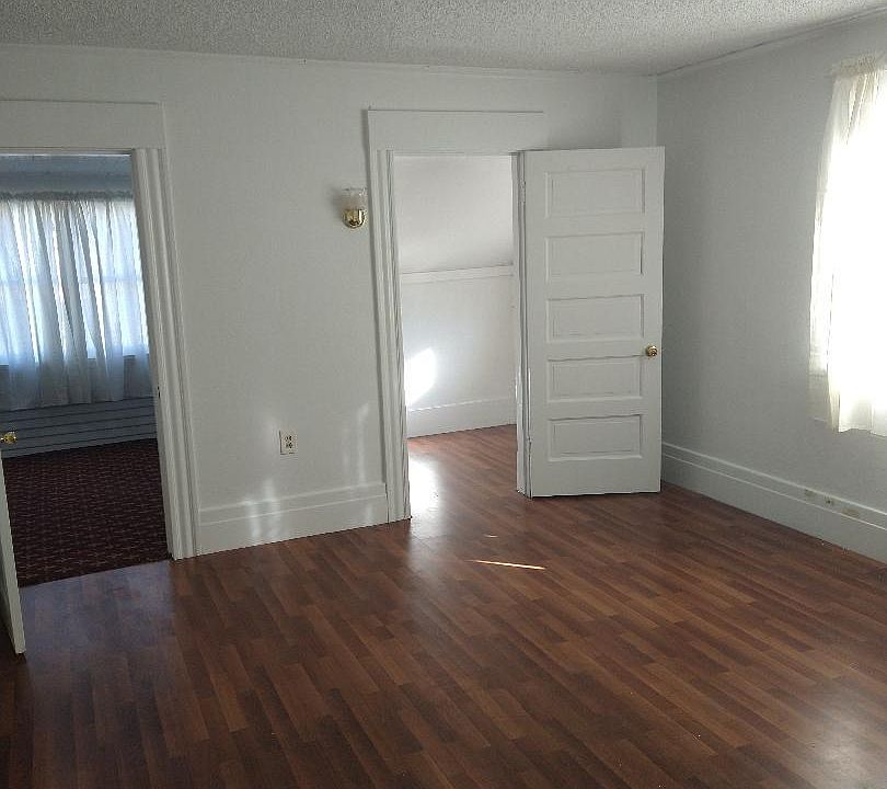 1st image of 645 N Towne Ave