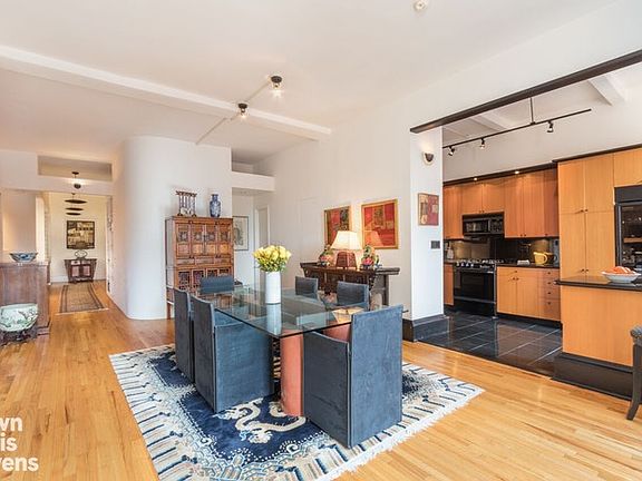 4th image of 138 Nassau St #12C