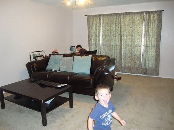 5th image of 4320 N Robin Ave
