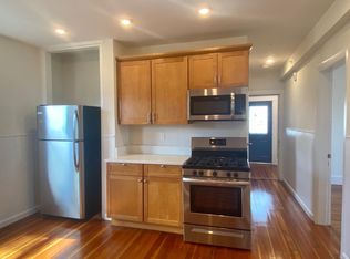 18 Kelley Ct APT 2, Brighton, MA 02135