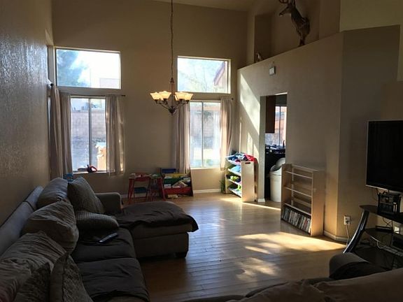 3rd image of 1136 Amorosa Dr