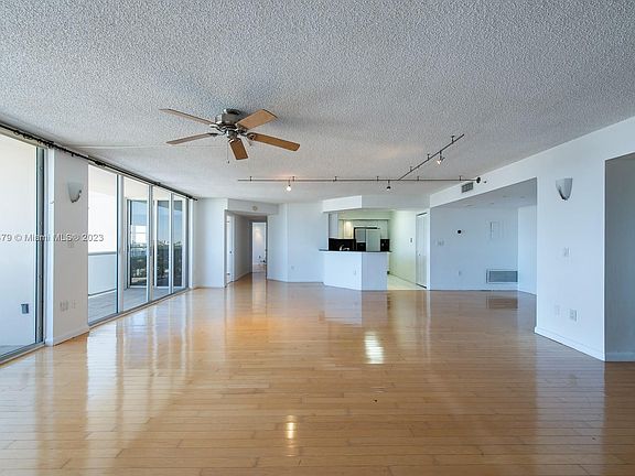 2nd image of 1900 Sunset Harbour Dr #1205/7
