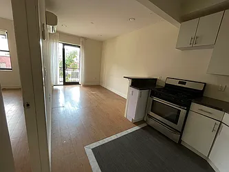 Rented by Best Apartments North Inc