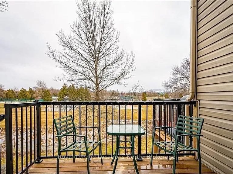 470 Oxbow Cres #10 — Photo 33