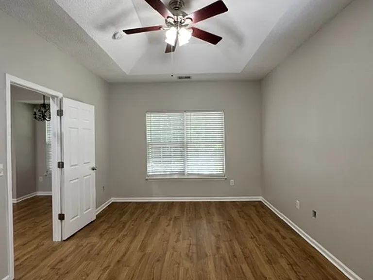 452 Sandpiper Dr — Photo 10