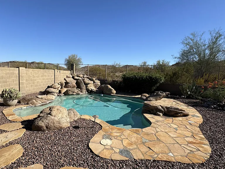 18391 W Verdin Rd — Photo 14