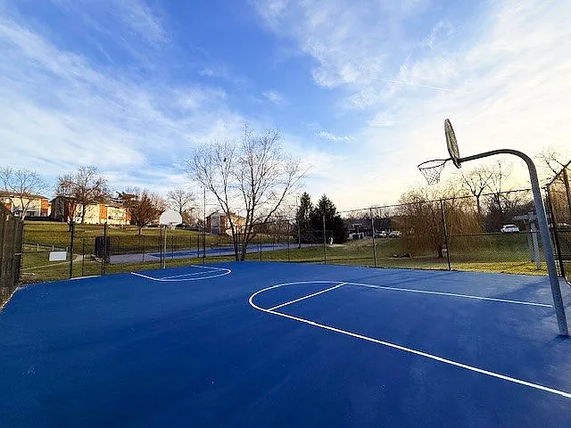 Southmoor — Photo 48