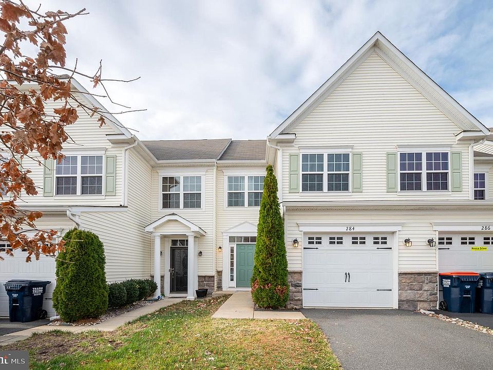 1st image of 284 Wilmore Dr