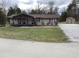 9001 Bud Hawkins Rd, Corryton, TN 37721