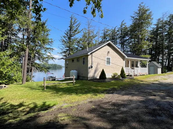 64 Bunker Lane, Hartland, ME 04943