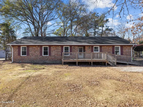 425 Washington Post Road, New Bern, NC 28562