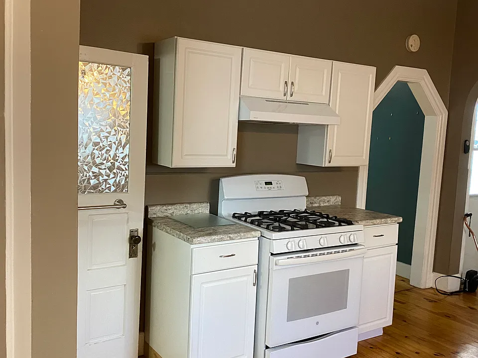 new gas stove cooking area