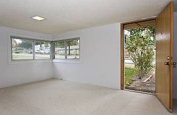 4th image of 20433 13th Ave S