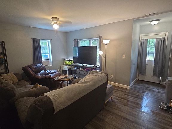 5th image of 2282 S Dangl Rd