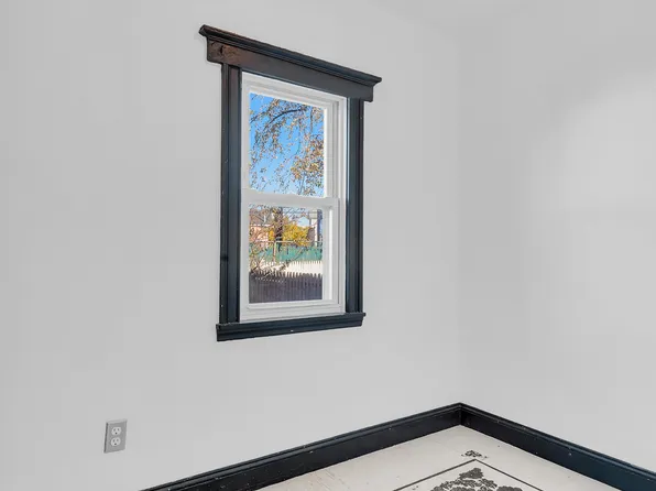 3-58 Beach 88th Street image 6 of 14