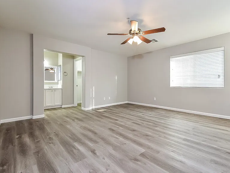 3214 Sunrise Cove Ave — Photo 10