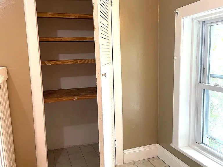 221 Middle St — Photo 24