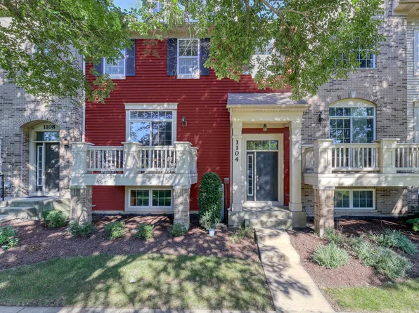 1104 Maubert Ct, Carol Stream, IL 60188