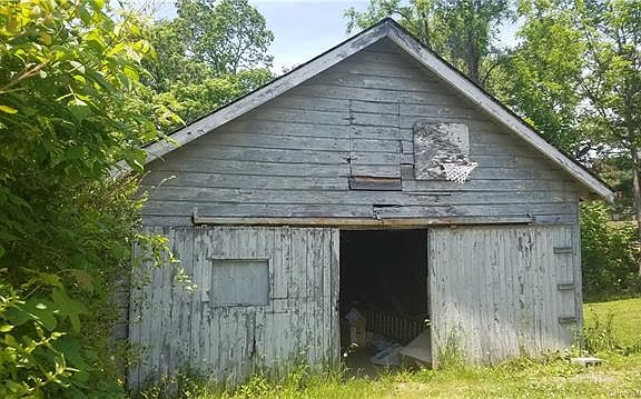 5th image of 65 Liberty St