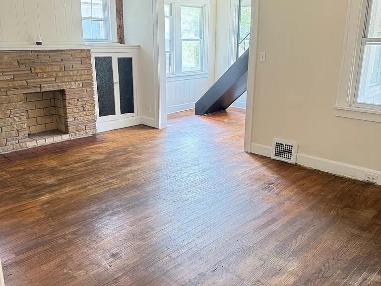 16007 Huntmere Ave #2 — Photo 5