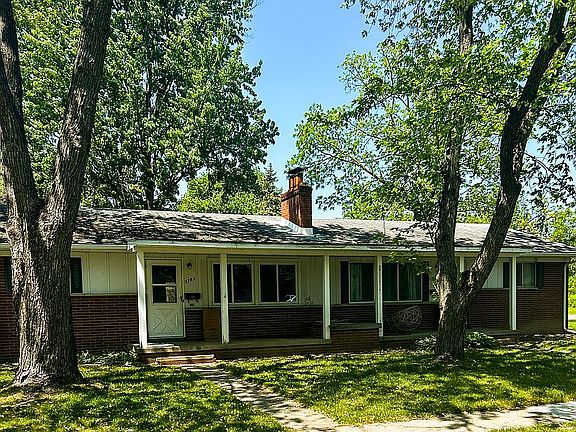 2nd image of 2783 Cecelia St #2785
