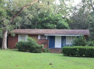 123 Proctor St SW, Pelham, GA 31779