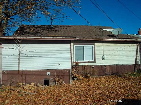 2nd image of 17048 Lowell St