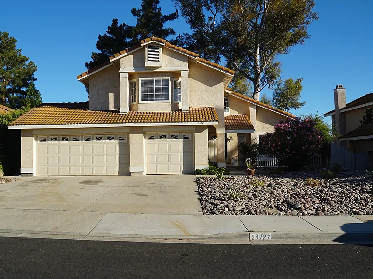 29787 Dawncrest Cir — Photo 1