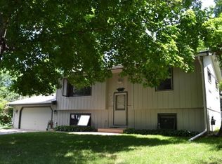 2318 Fairview Ln, Mound, MN 55364