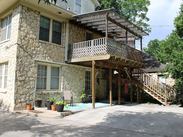 311 E Rosewood Ave #102 — Photo 29