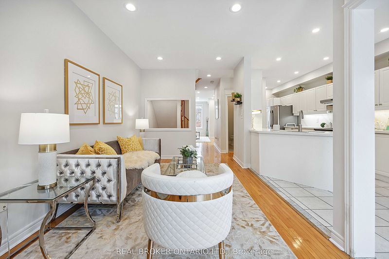 Richmond Hill Townhouse for rent - 4 Bedrooms — photo 10
