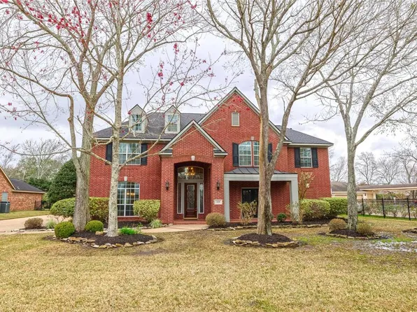 3708 Pine Chase Dr, Pearland, TX 77581