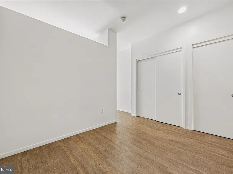 1015-1021 W Lancaster Ave #210-212 — Photo 7
